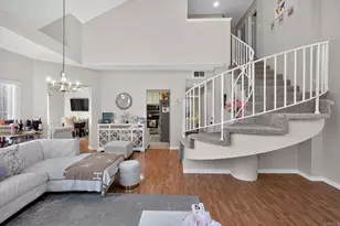 6025 E Hackamore Ln, Anaheim, CA 92807 - Photo 5
