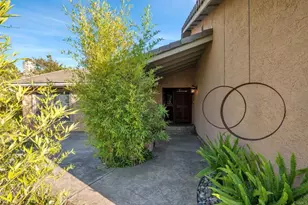 9675 Indian Creek Way, Escondido, CA 92026 - Photo 3