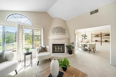 29142 Laurel Valley Drive, Vista, CA 92084 - Photo 9