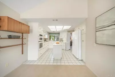 29142 Laurel Valley Drive, Vista, CA 92084 - Photo 11