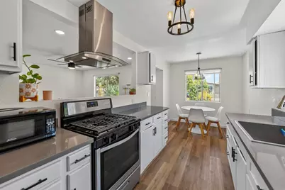 885 Via Felicidad, Vista, CA 92084 - Photo 3