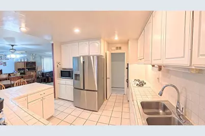 5604 Limerick Avenue, San Diego, CA 92117 - Photo 13