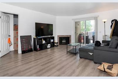 209 Woodland Parkway #121, San Marcos, CA 92069 - Photo 3