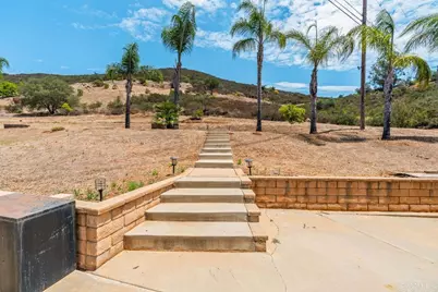 2051 Rainbow Glen Road, Fallbrook, CA 92028 - Photo 35