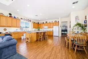 23938 Jonathan Pl, Murrieta, CA 92562 - Photo 15