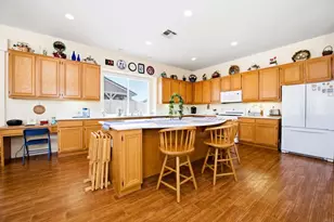 23938 Jonathan Pl, Murrieta, CA 92562 - Photo 13