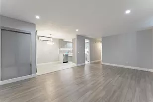 127 W Glaucus St, Encinitas, CA 92024 - Photo 9