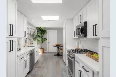 2018 Caminito San Nicholas, La Jolla, CA 92037 - Photo 11