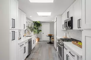 2018 Caminito San Nicholas, La Jolla, CA 92037 - Photo 11