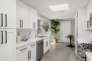 2018 Caminito San Nicholas, La Jolla, CA 92037 - Photo 13