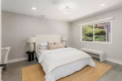 2018 Caminito San Nicholas, La Jolla, CA 92037 - Photo 27