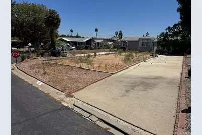 525 W El Norte Parkway, Escondido, CA 92026 - Photo 1