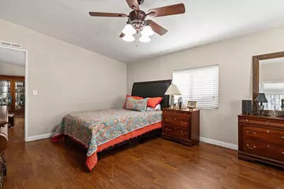 400 N Melrose Drive #23, Vista, CA 92083 - Photo 9