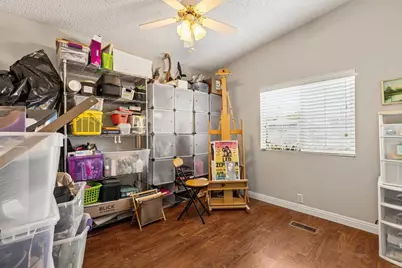 400 N Melrose Drive #23, Vista, CA 92083 - Photo 25