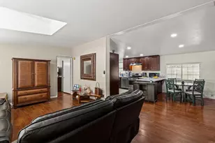 400 N Melrose Dr, Vista, CA 92083 - Photo 5