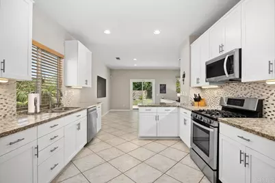 1178 Newcastle Court, Oceanside, CA 92056 - Photo 9