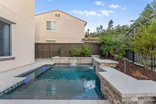 261 Flores Ln, Vista, CA 92083 - Photo 3