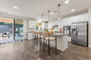 261 Flores Ln, Vista, CA 92083 - Photo 9