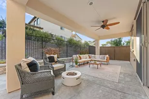 261 Flores Ln, Vista, CA 92083 - Photo 5
