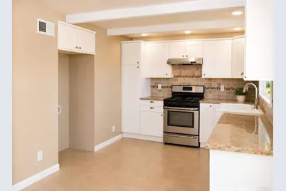 844 Raintree Place, Vista, CA 92084 - Photo 3