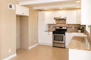 844 Raintree Pl, Vista, CA 92084 - Photo 3