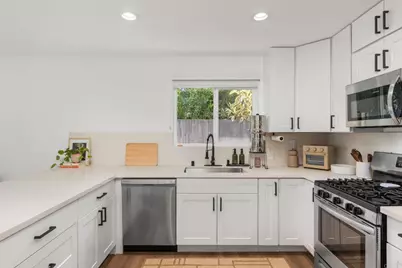 212 Gloxina St, Encinitas, CA 92024 - Photo 9