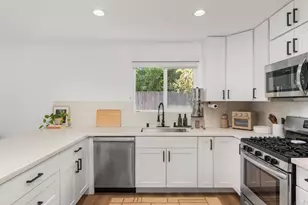 212 Gloxina St, Encinitas, CA 92024 - Photo 9