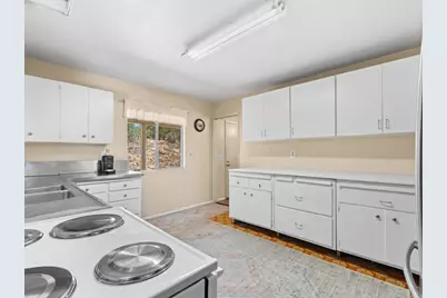 5505 Rainbow Heights Road, Fallbrook, CA 92028 - Photo 15