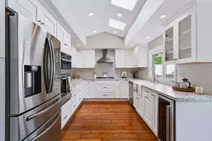 2027 Bruceala Ct, Cardiff by the Sea, CA 92007 - Photo 11