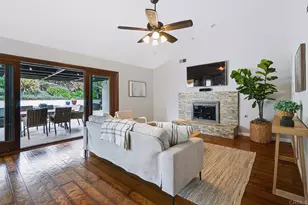 2027 Bruceala Ct, Cardiff by the Sea, CA 92007 - Photo 17