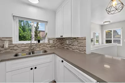 10466 Caminito Sulmona, San Diego, CA 92129 - Photo 7