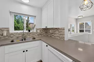 10466 Caminito Sulmona, San Diego, CA 92129 - Photo 7