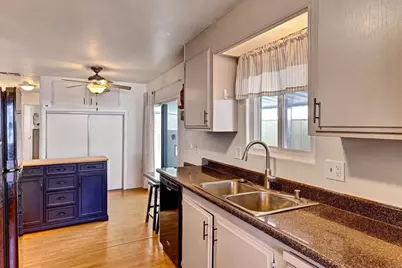218 Mockingbird Lane, Oceanside, CA 92057 - Photo 5