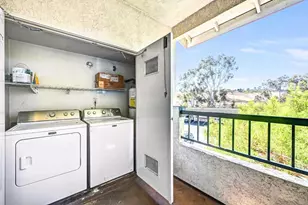 10915 Sabre Hill Dr, San Diego, CA 92128 - Photo 21