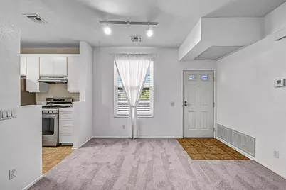 10915 Sabre Hill #364, San Diego, CA 92128 - Photo 7