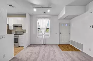 10915 Sabre Hill, San Diego, CA 92128 - Photo 7