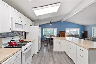 276 N El Camino Real, Oceanside, CA 92058 - Photo 1