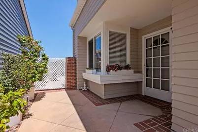 7304 Lantana, Carlsbad, CA 92011 - Photo 3