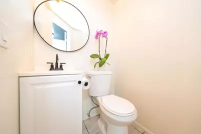 2136 Oceanside Boulevard, Oceanside, CA 92054 - Photo 19