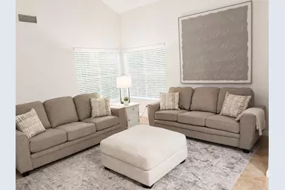 3444 Meadow View Drive, Oceanside, CA 92058 - Photo 5