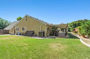9209 Agave Pl, Riverside, CA 92503 - Photo 25