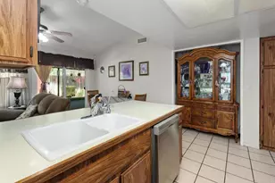 9209 Agave Pl, Riverside, CA 92503 - Photo 11