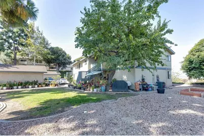221 Stage Coach Road, Oceanside, CA 92057 - Photo 3