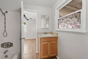 641 N Main Ave, Fallbrook, CA 92028 - Photo 17