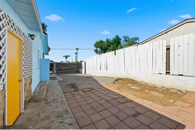 641 N Main Avenue, Fallbrook, CA 92028 - Photo 29
