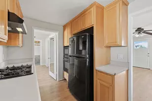 641 N Main Ave, Fallbrook, CA 92028 - Photo 9