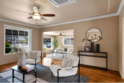 1060 Pacific Beach Drive, San Diego, CA 92109 - Photo 5