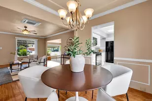 1060 Pacific Beach Dr, Pacific Beach (San Diego), CA 92109 - Photo 9
