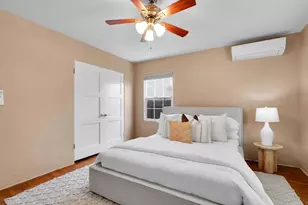 1060 Pacific Beach Dr, Pacific Beach (San Diego), CA 92109 - Photo 17