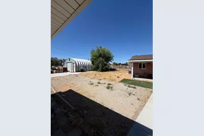 11852 Jamacha Rd, Apple Valley, CA 92308 - Photo 21